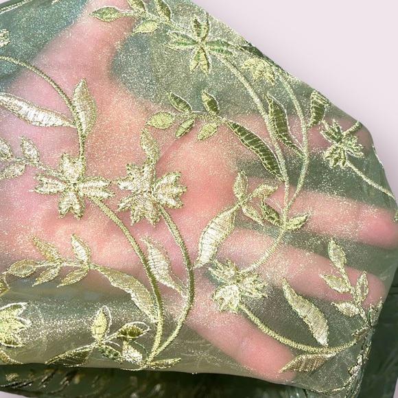 Embroidery Lace Tablecloth Green Chantilly Bedspread Canopy Coverlet 46”X 134” - Picture 12 of 14